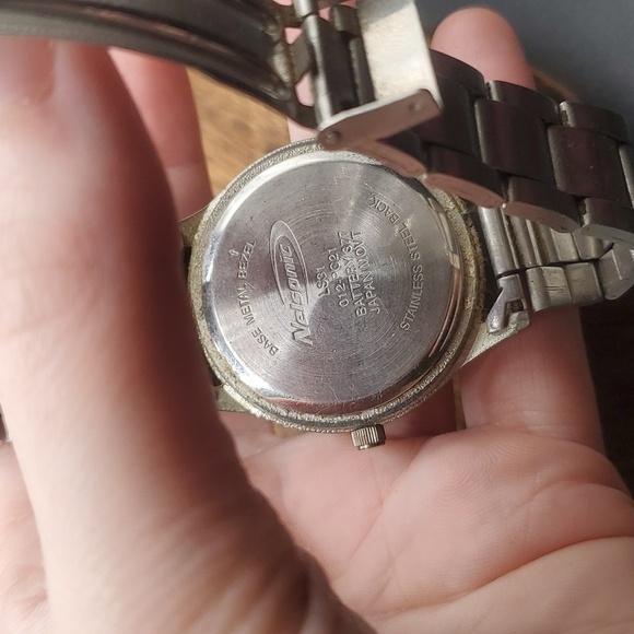 B2724 vintage nelsonic men's quartz watch needs batteries - Picture 3 of 3